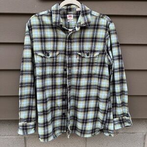 Levi’s green flannel